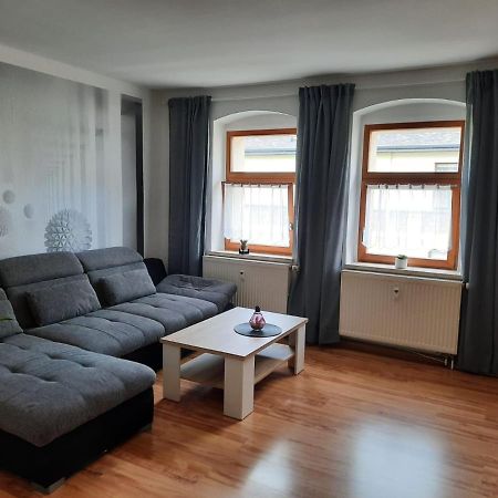 Neu! Geschmackvolle Fewo Lengenfeld Lengenfeld  Екстериор снимка