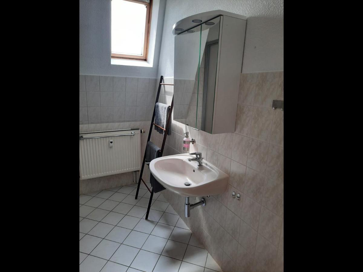 Neu! Geschmackvolle Fewo Lengenfeld Lengenfeld  Екстериор снимка